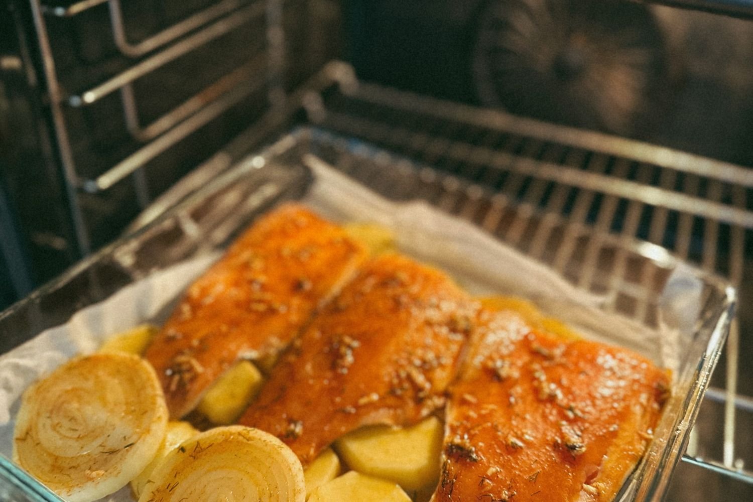 Filet de salmón al horno con vegetales