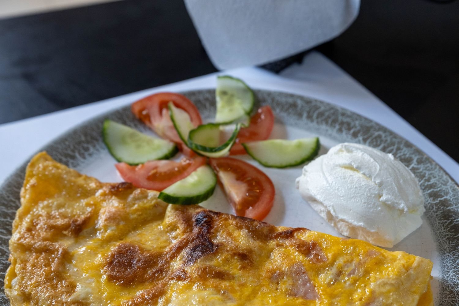 Omelette de jamón y queso